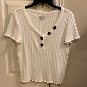 AE V-NECK SHORT SLEEVE SWEATER SIZE L